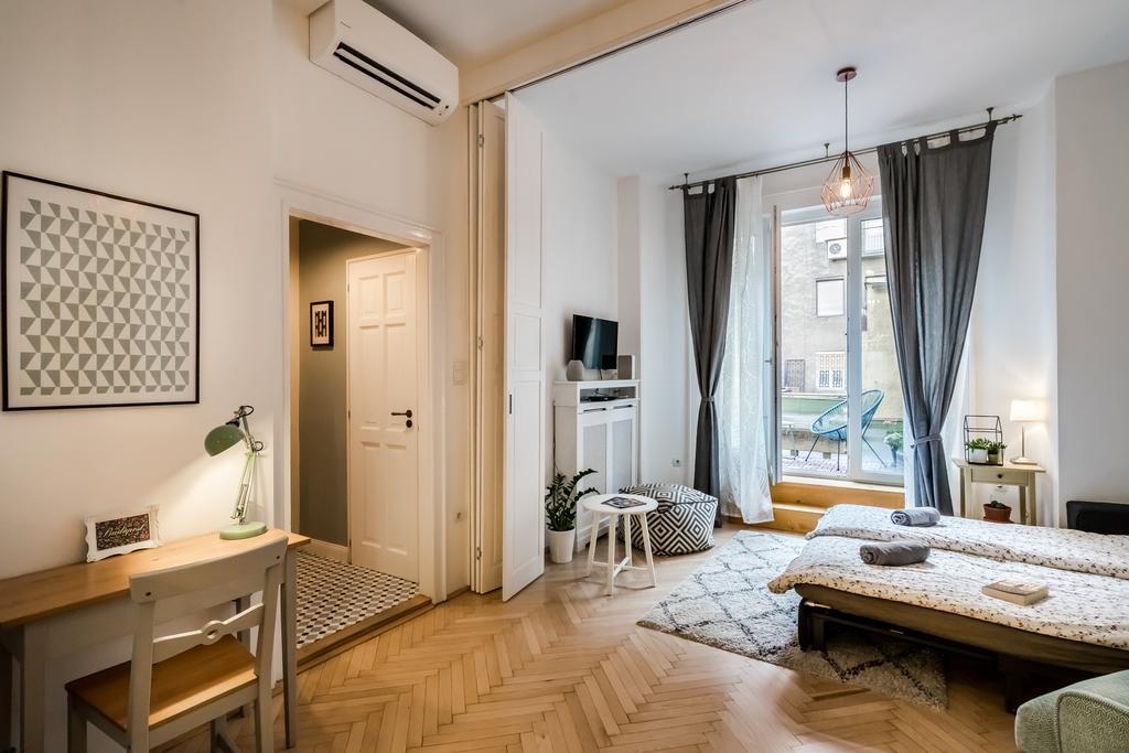 Bpr Charming Design Apartment With Balcony, A/C Boedapest Buitenkant foto