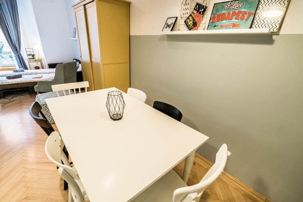 Bpr Charming Design Apartment With Balcony, A/C Boedapest Buitenkant foto